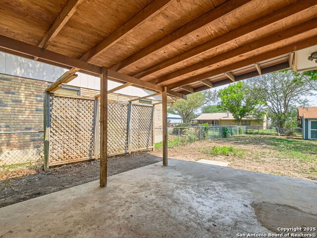 Image 10 of 11 For 513 Jeanette Dr