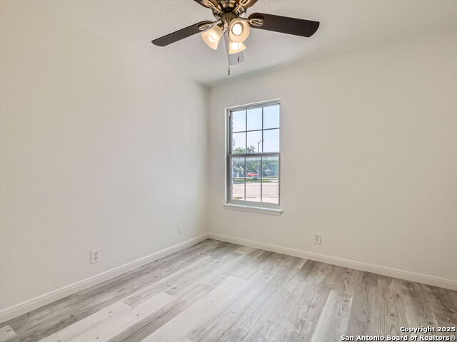 Image 7 of 11 For 513 Jeanette Dr