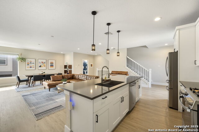 Image 13 of 29 For 1618 Lawndale #2 W