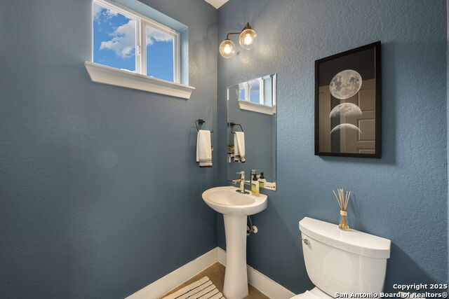 Image 18 of 29 For 1618 Lawndale #2 W