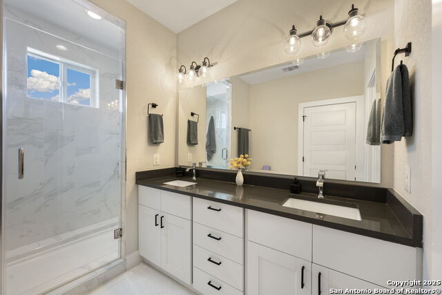 Image 24 of 29 For 1618 Lawndale #2 W