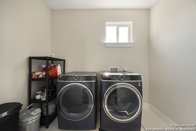 Image 25 of 29 For 1618 Lawndale #2 W