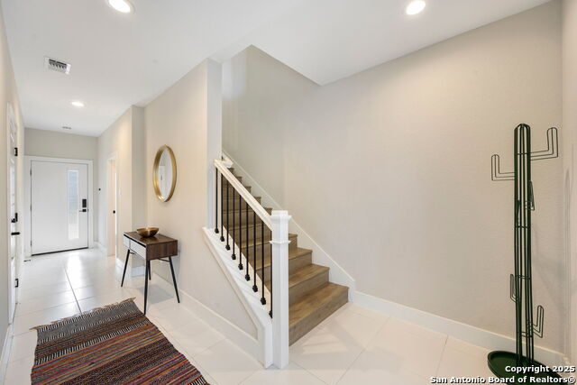 Image 5 of 29 For 1618 Lawndale #2 W