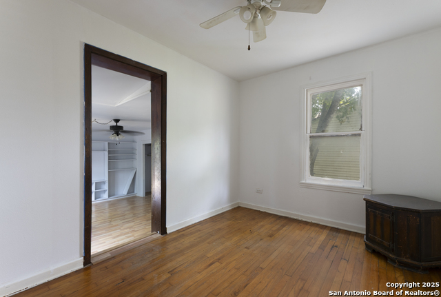 Image 12 of 24 For 511 Wright Ave