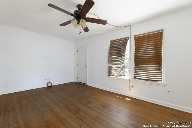 Image 6 of 24 For 511 Wright Ave