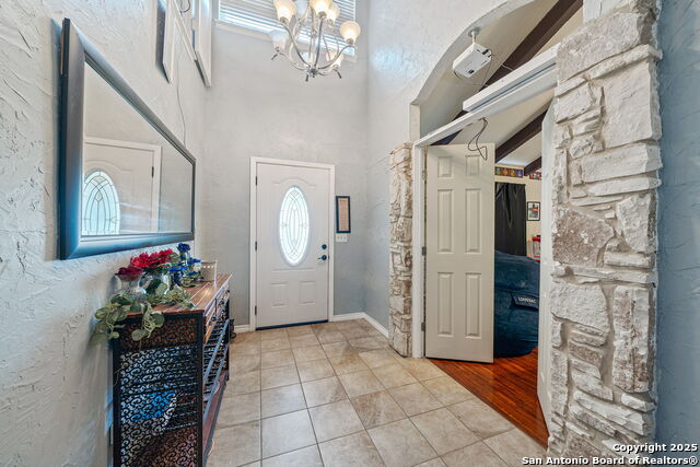 Image 4 of 34 For 6722 Chelsea Wood