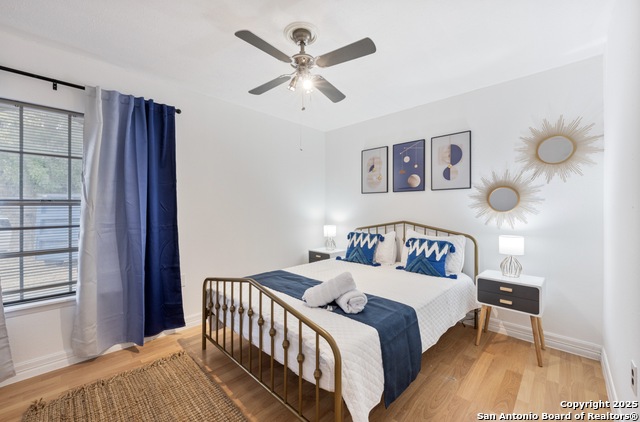 Image 13 of 17 For 16414 Spruce Cove St