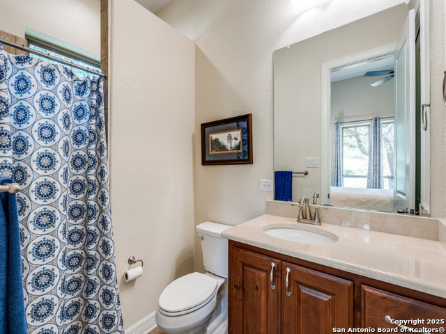 Image 21 of 31 For 1556 Canyon Lake Drive