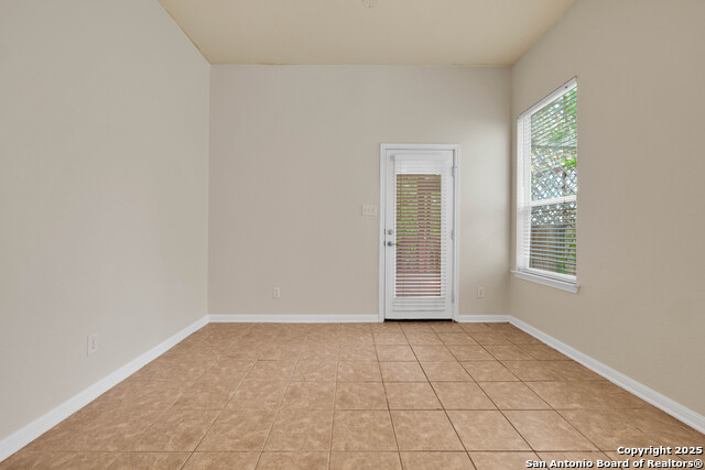 Image 7 of 16 For 9510 Sun Mill