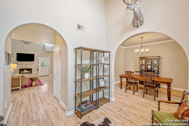 Image 10 of 30 For 102 Kendall View Dr