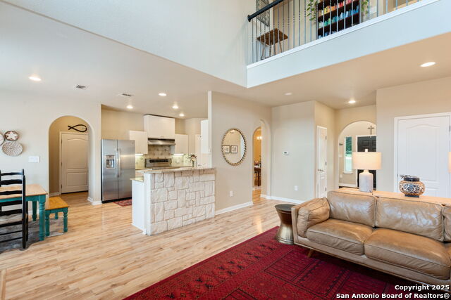 Image 13 of 30 For 102 Kendall View Dr