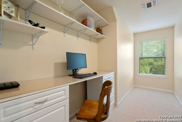 Image 19 of 30 For 102 Kendall View Dr