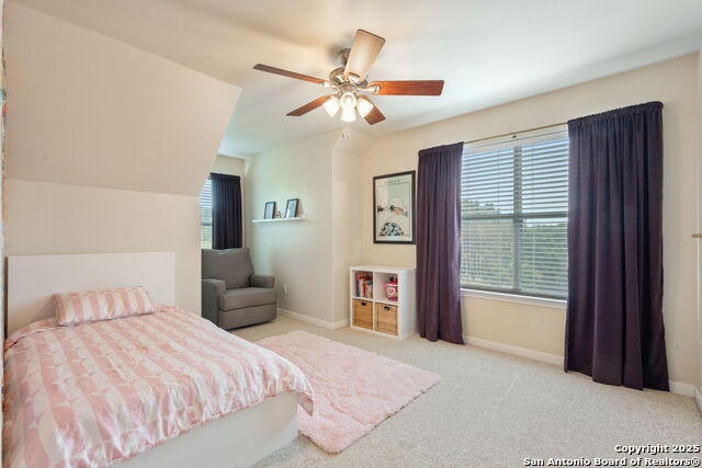 Image 21 of 30 For 102 Kendall View Dr