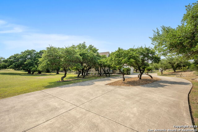 Image 30 of 30 For 102 Kendall View Dr
