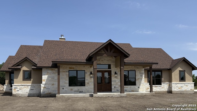Details for 811 Horseshoe Falls, Bandera, TX 78003