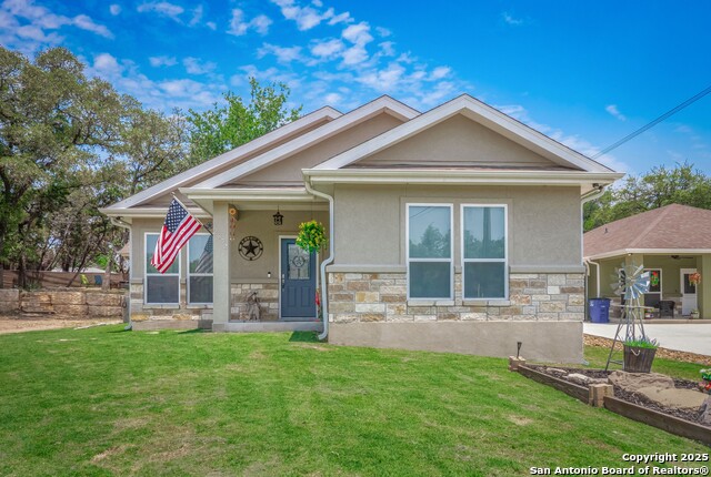 Details for 2872 Lakeview Dr, Canyon Lake, TX 78133