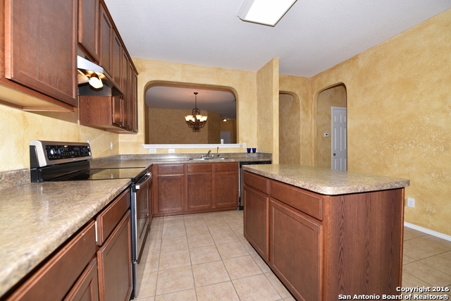 Image 12 of 24 For 3814 Mahogany Cv