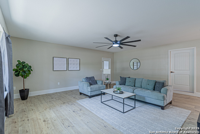 Image 18 of 50 For 17207 Sugar Crest