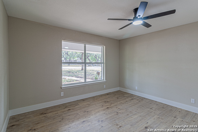 Image 21 of 50 For 17207 Sugar Crest