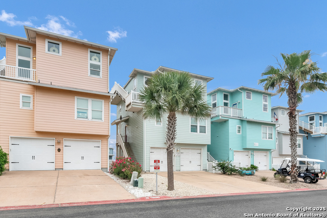 Listing photo id 0 for 2525 11th St #49 S