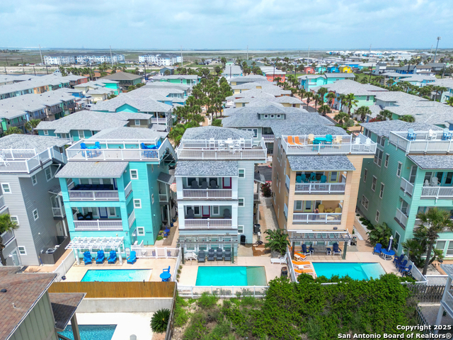Listing photo id 43 for 2525 11th St #49 S