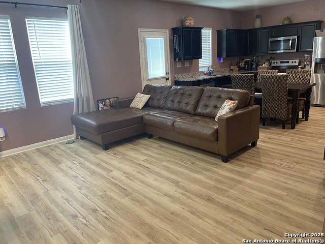 Image 10 of 25 For 14318 Elkhorn Crst