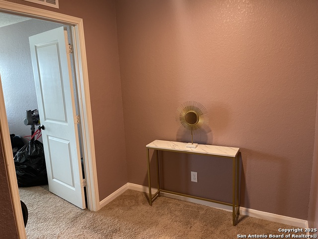 Image 17 of 25 For 14318 Elkhorn Crst