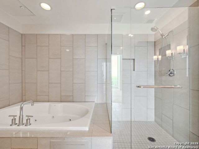 Image 14 of 26 For 610 Market E 3107