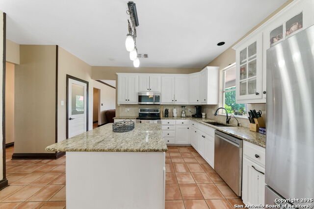 Image 13 of 35 For 103 Saddle View Dr