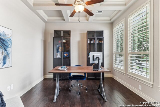 Listing photo id 18 for 24227 Vecchio