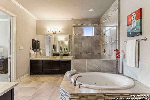 Listing photo id 33 for 24227 Vecchio