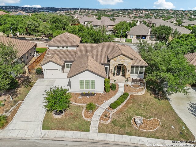 Listing photo id 37 for 24227 Vecchio