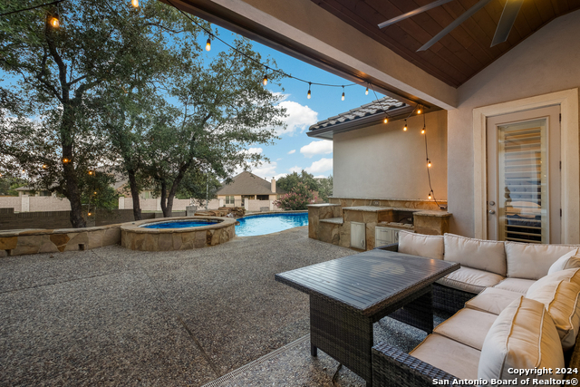 Listing photo id 45 for 24227 Vecchio