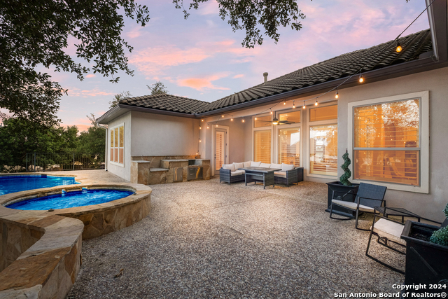 Listing photo id 48 for 24227 Vecchio