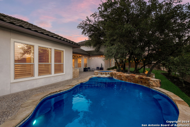 Listing photo id 49 for 24227 Vecchio