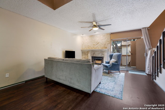 Image 5 of 28 For 4107 Medical Dr  2204