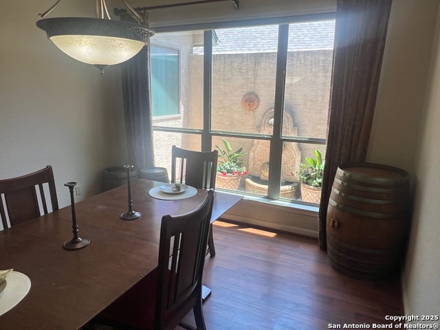 Listing photo id 11 for 214 Grassmarket