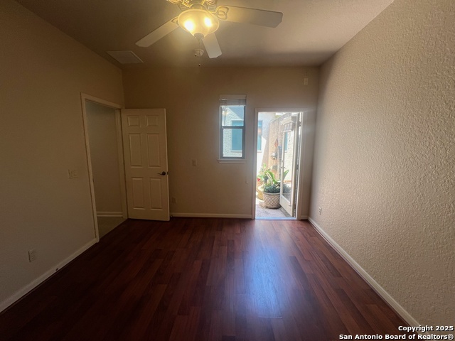 Listing photo id 13 for 214 Grassmarket