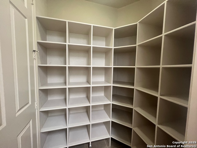 Listing photo id 20 for 214 Grassmarket