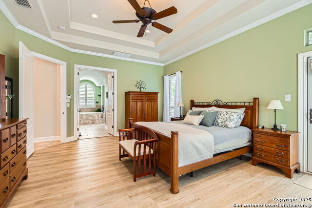 Listing photo id 18 for 12424 Andice