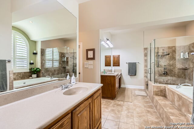 Listing photo id 19 for 12424 Andice