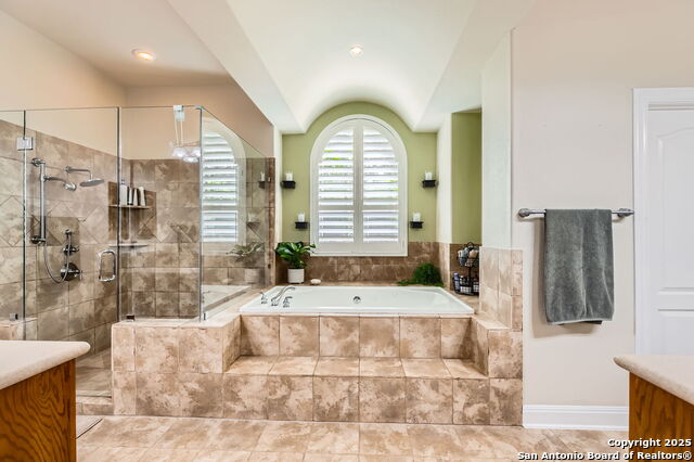 Listing photo id 20 for 12424 Andice