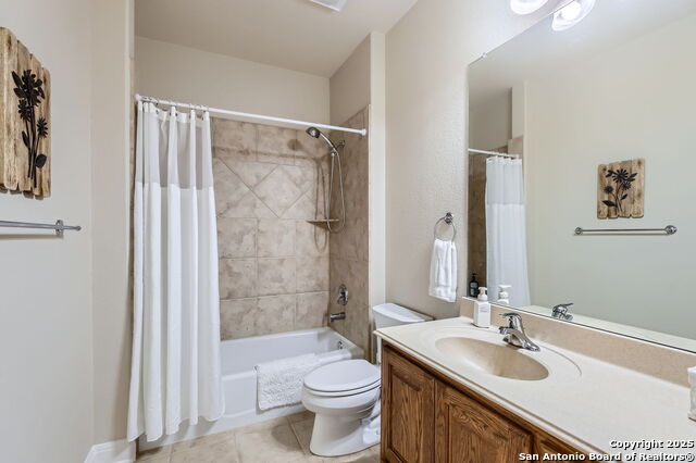 Listing photo id 27 for 12424 Andice