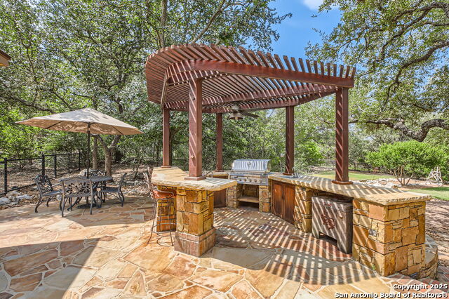 Listing photo id 34 for 12424 Andice