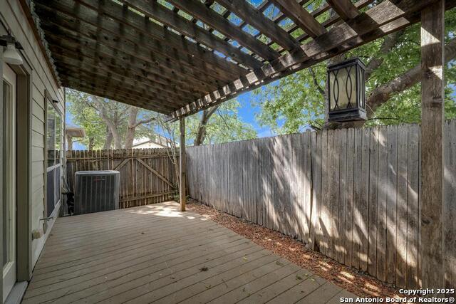 Image 25 of 27 For 13114 Brook Arbor