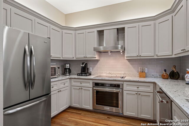 Image 12 of 36 For 225 Mulberry E 211-2