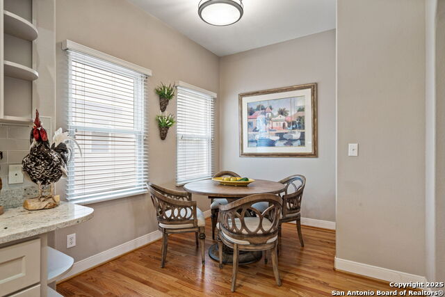 Image 13 of 36 For 225 Mulberry E 211-2