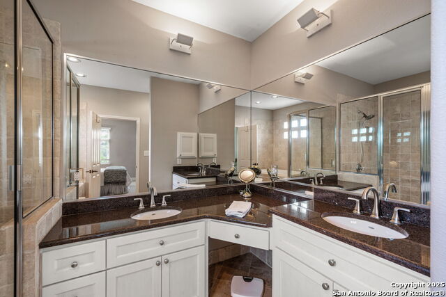 Image 19 of 36 For 225 Mulberry E 211-2