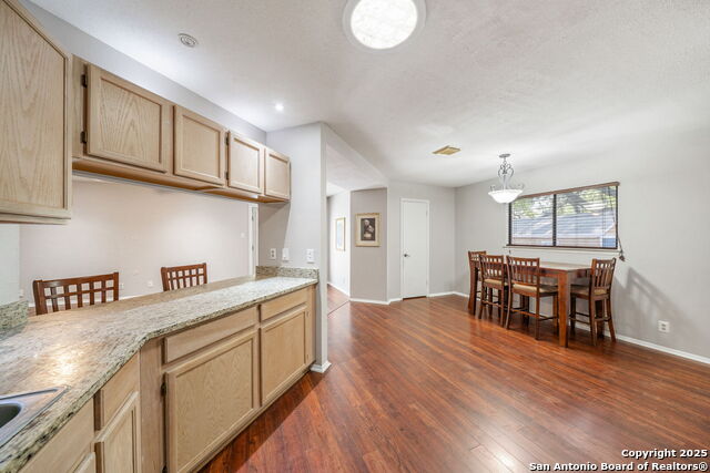 Listing photo id 13 for 7842 Sandpiper Park