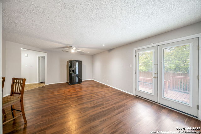 Listing photo id 17 for 7842 Sandpiper Park